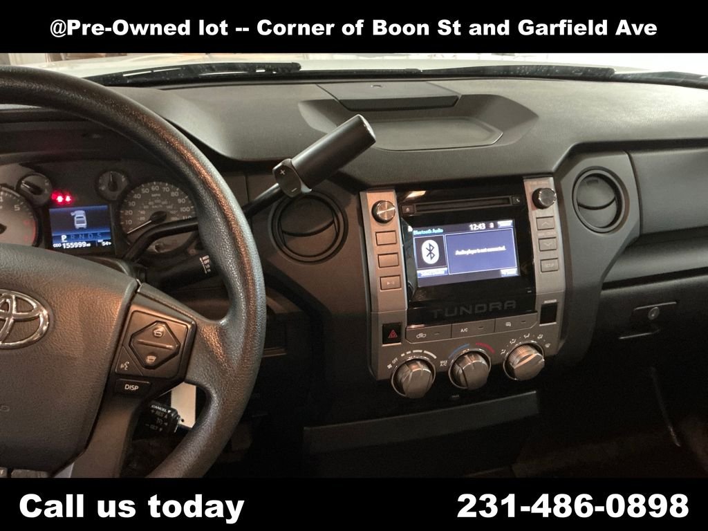 Used 2017 White Toyota SR image 18