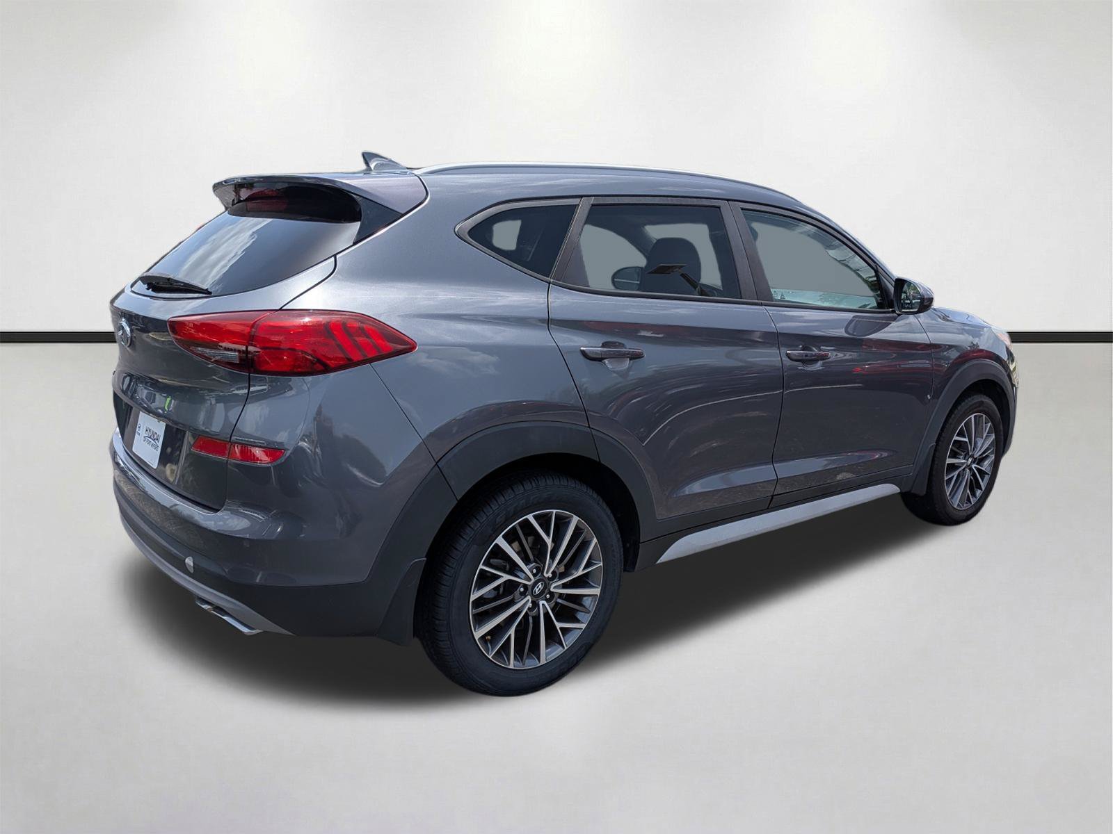 Used 2019 Coliseum Gray Hyundai SEL image 5