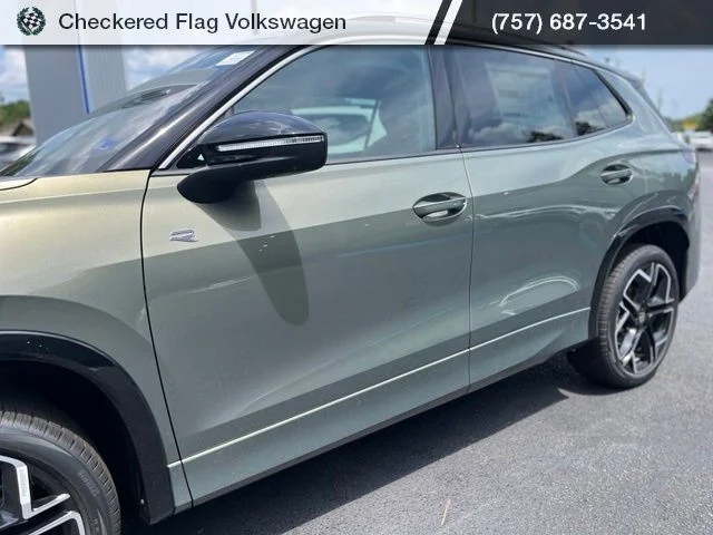 New 2026 Green Volkswagen 2.0T SEL R-Line Turbo image 3