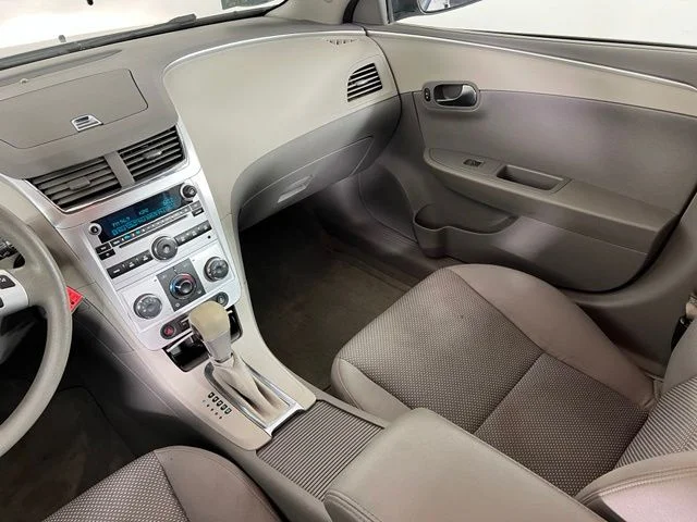 Used 2012 Silver Chevrolet LS image 27