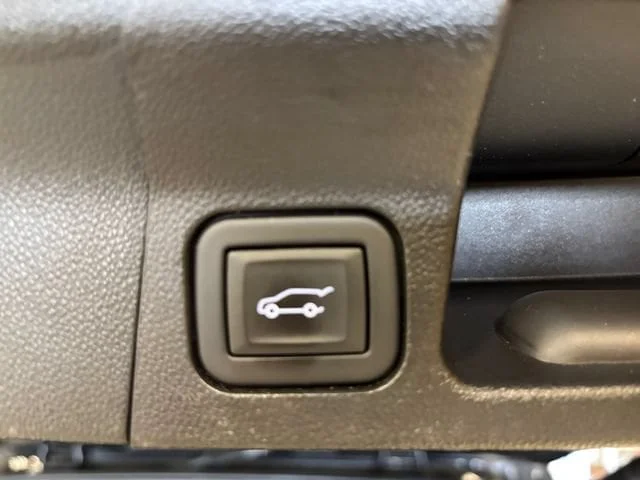 Used 2023 Ebony Twilight Metallic GMC AT4 image 26
