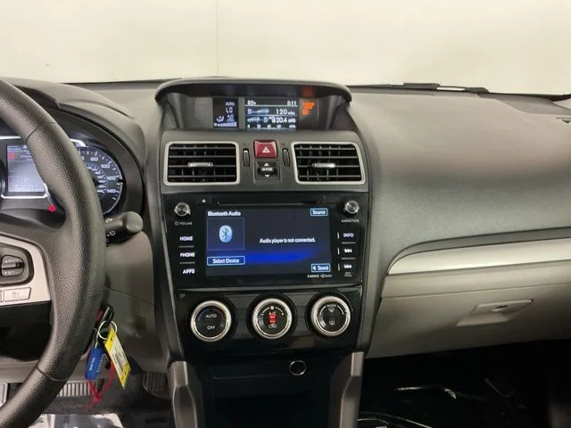 Used 2018 Gray Subaru 2.5i Premium image 18
