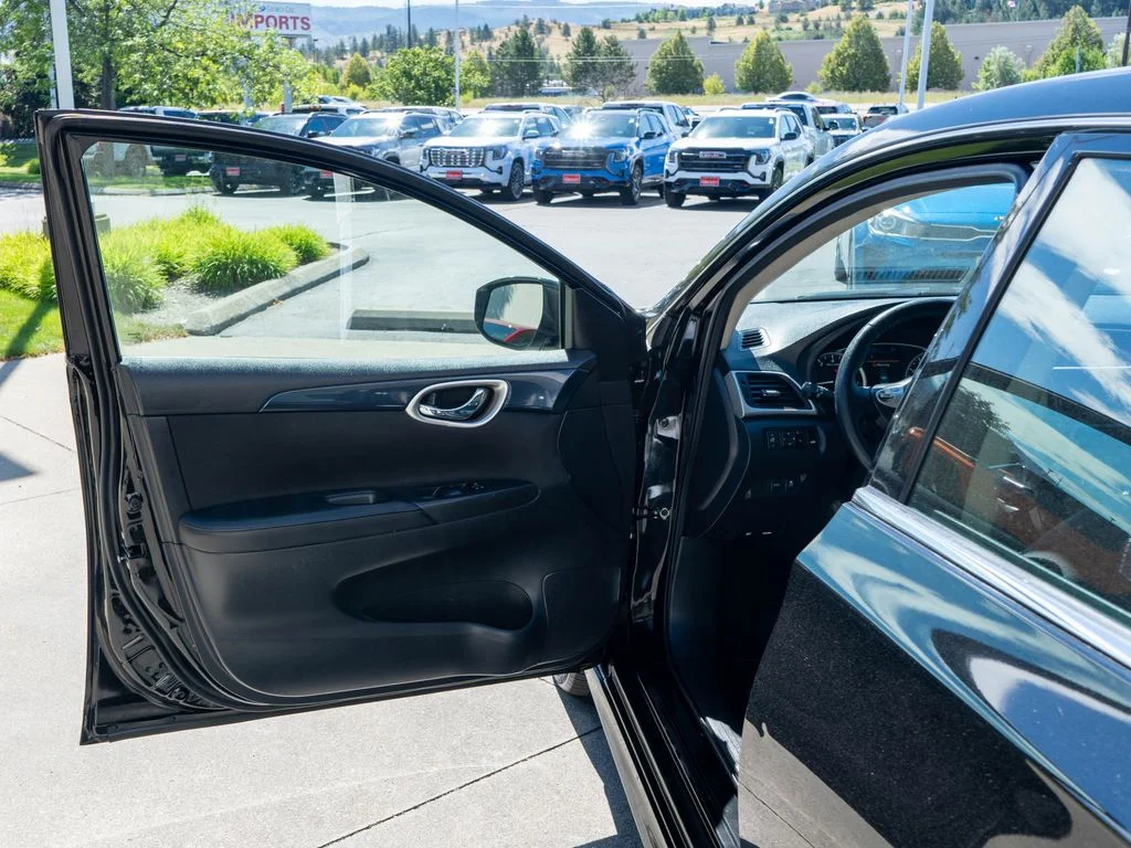 Used 2019 Black Nissan SR image 15