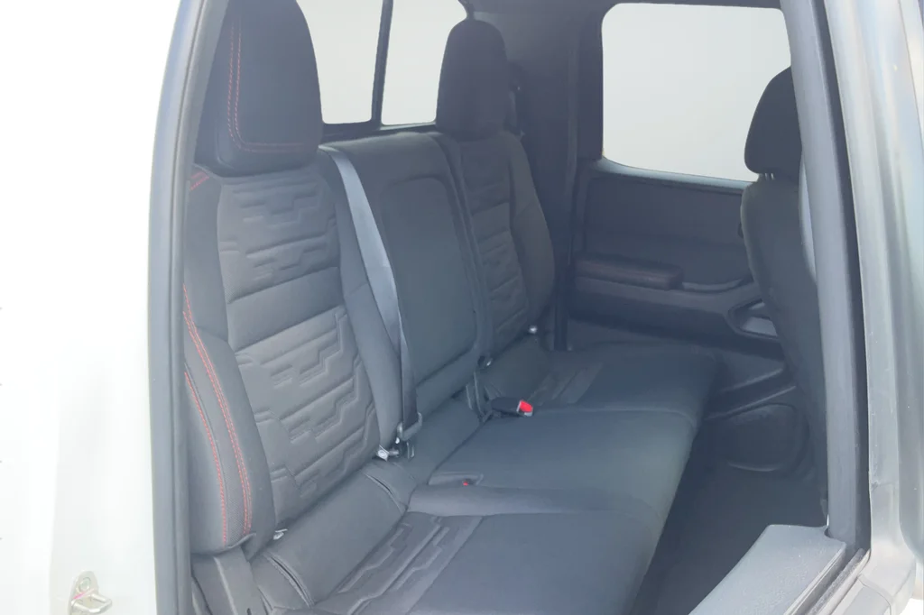 Used 2023 White Nissan PRO-X image 21