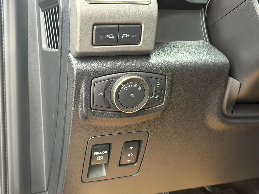 Used 2020 Gray Ford Raptor image 24