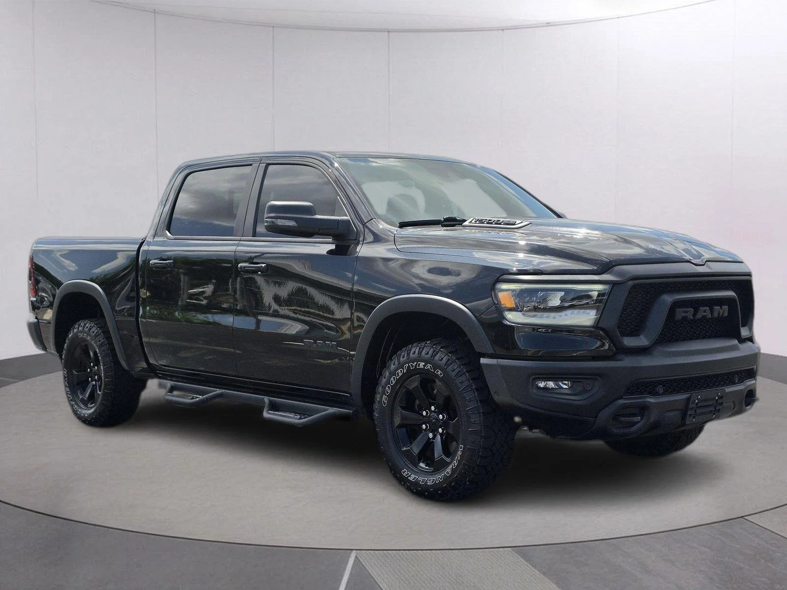 Used 2023 Diamond Black Crystal Pearlcoat Ram Rebel image 7