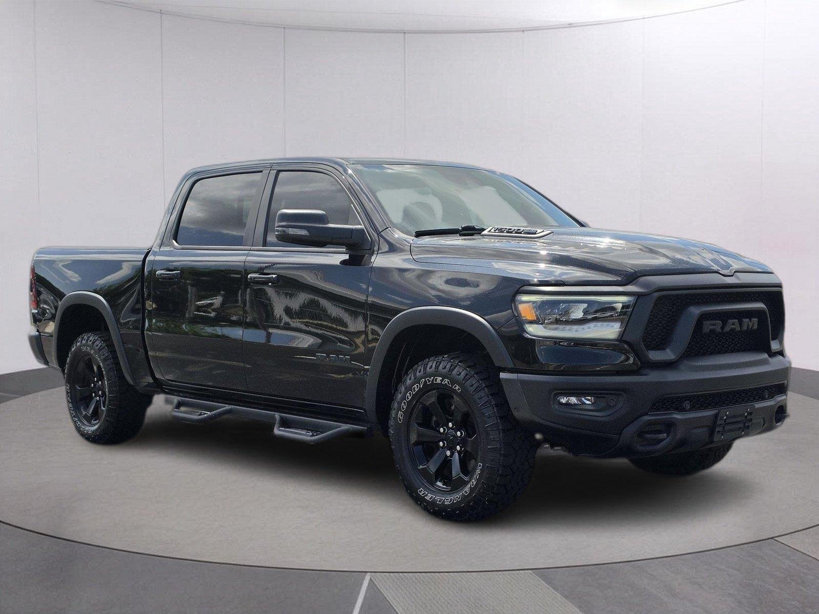 Used 2023 Diamond Black Crystal Pearlcoat Ram Rebel image 7