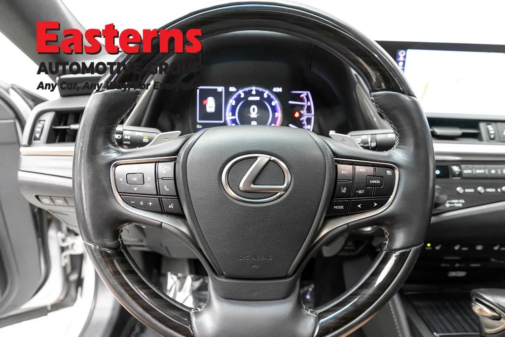 Used 2019 Silver Lexus 350 Ultra Luxury image 10