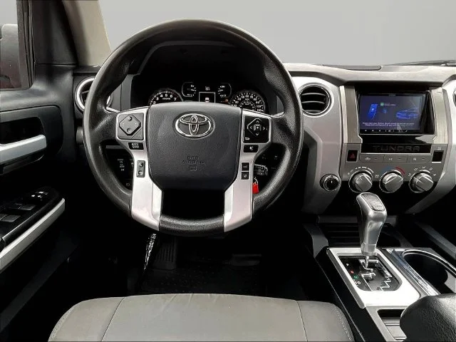 Used 2018 Red Toyota SR5 image 9