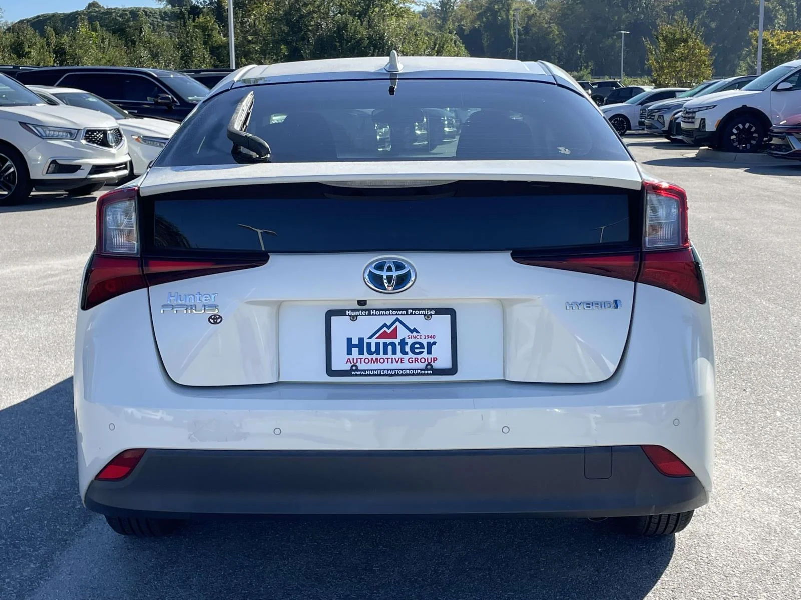 Used 2019 Blizzard Pearl Toyota LE image 26