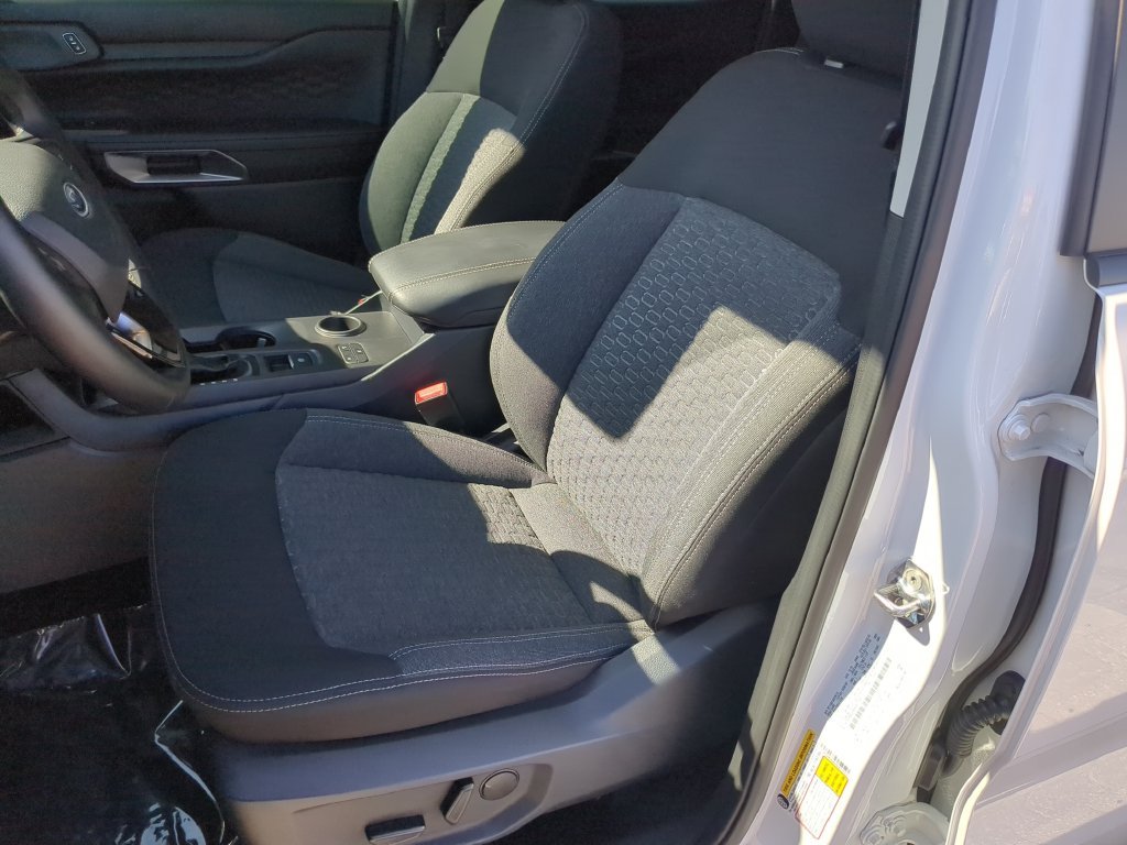 Used 2025 White Ford XLT image 20