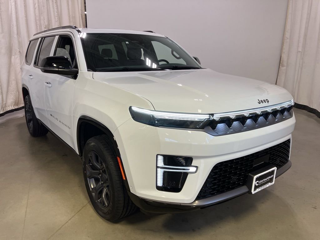 New 2026 Bright White Clear-Coat Exterior Paint Jeep Limited Altitude image 1