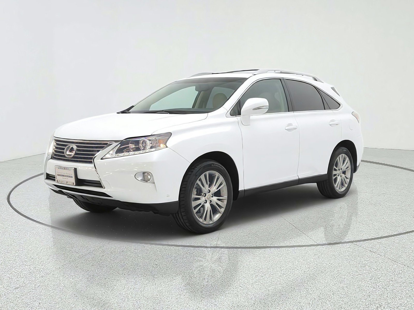 Used 2014 Starfire Pearl Lexus FWD 4dr image 1