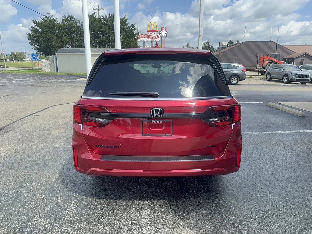 New 2026 Radiant Red Metallic II Honda Sport-L image 6