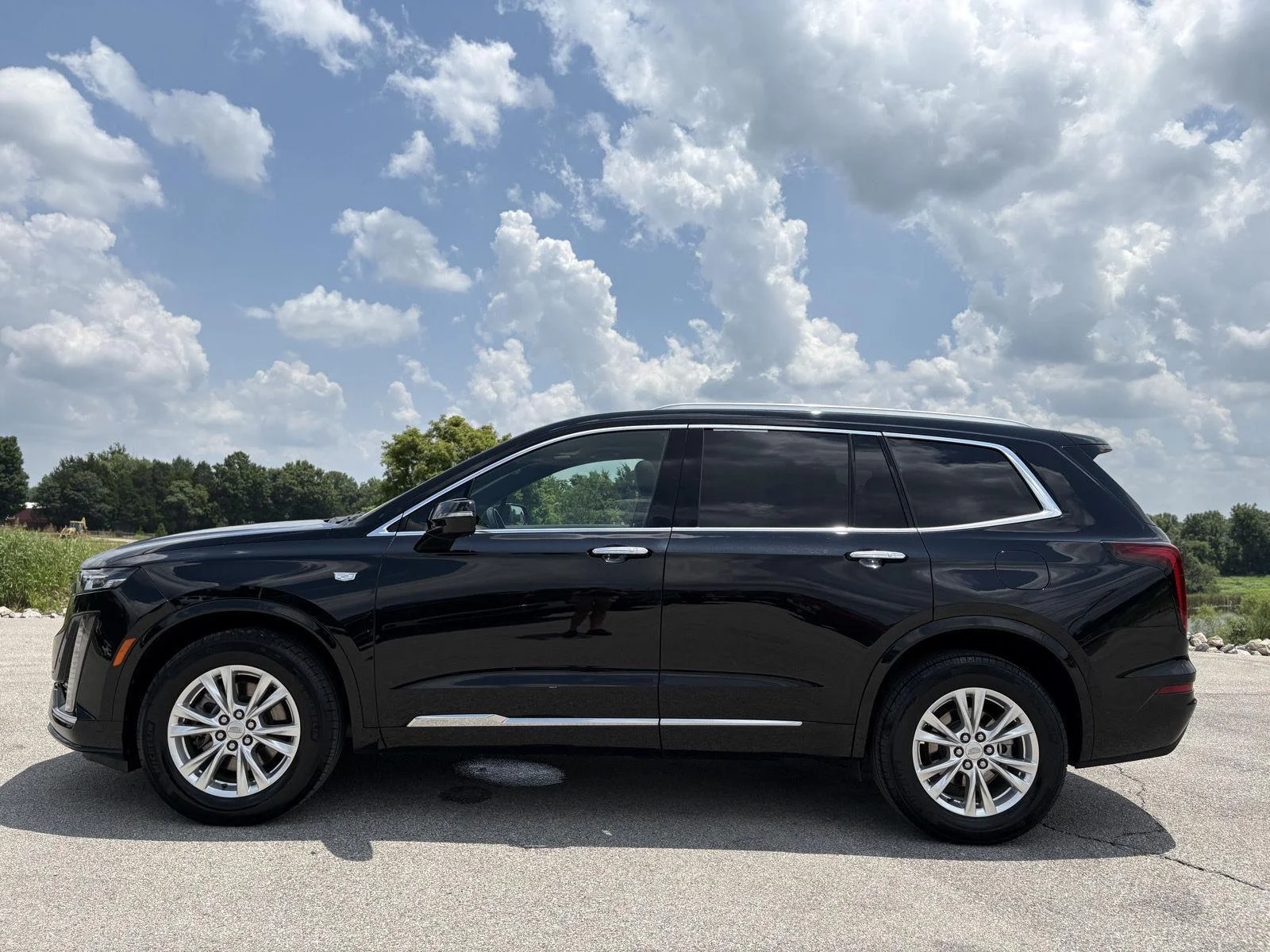 Used 2024 Stellar Black Metallic Cadillac AWD Luxury image 21