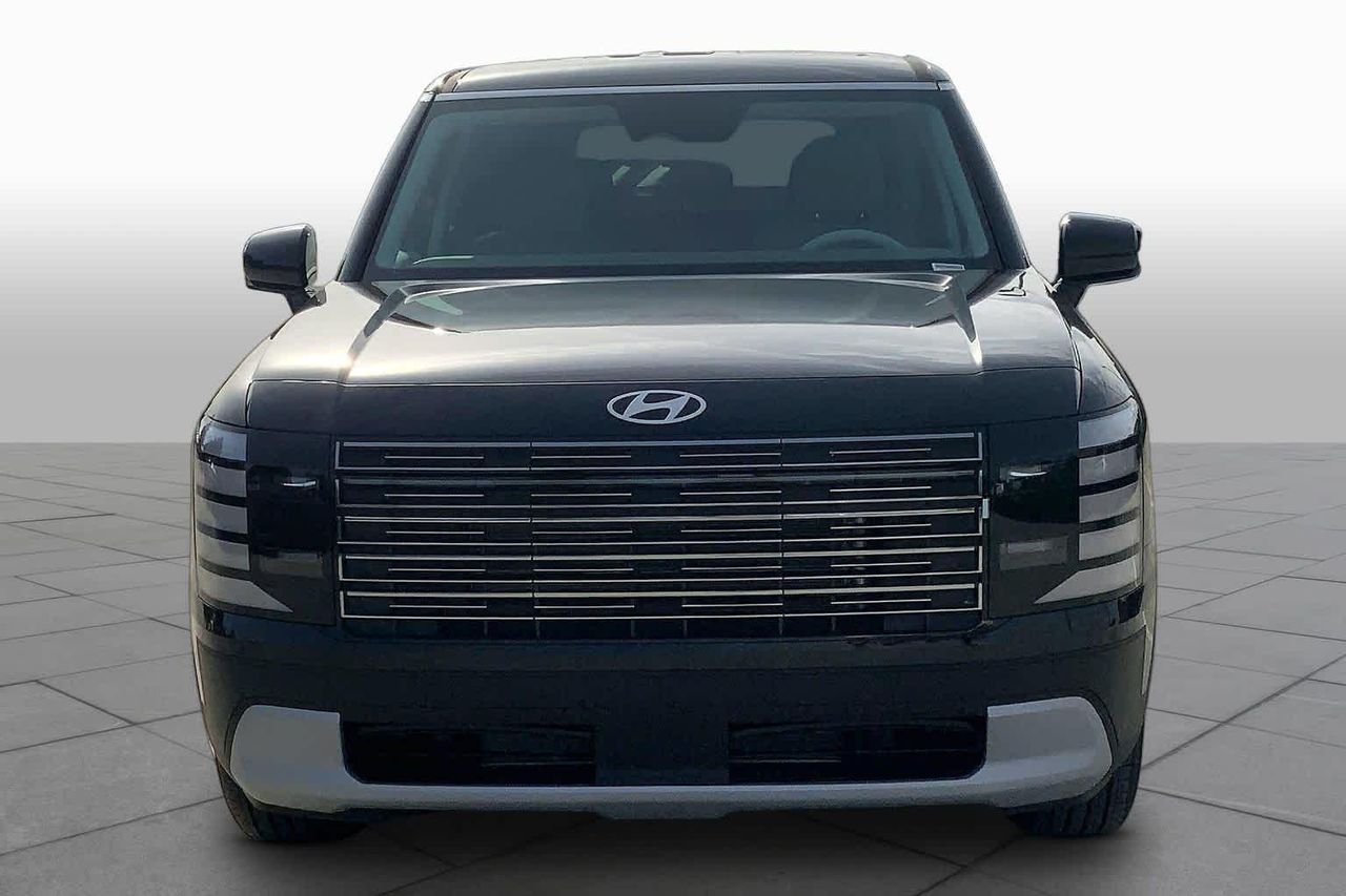 New 2026 Abyss Black Pearl Hyundai SE FWD image 3