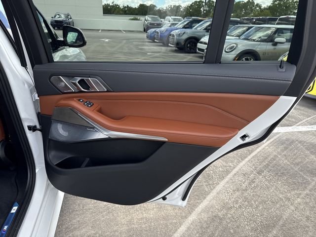 New 2027 Mineral White Metallic BMW xDrive40i image 10