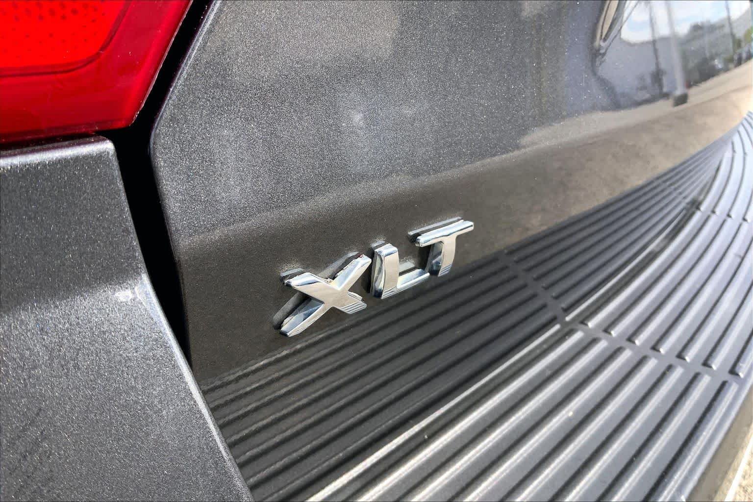 Used 2020 Magnetic Metallic Ford XLT image 8