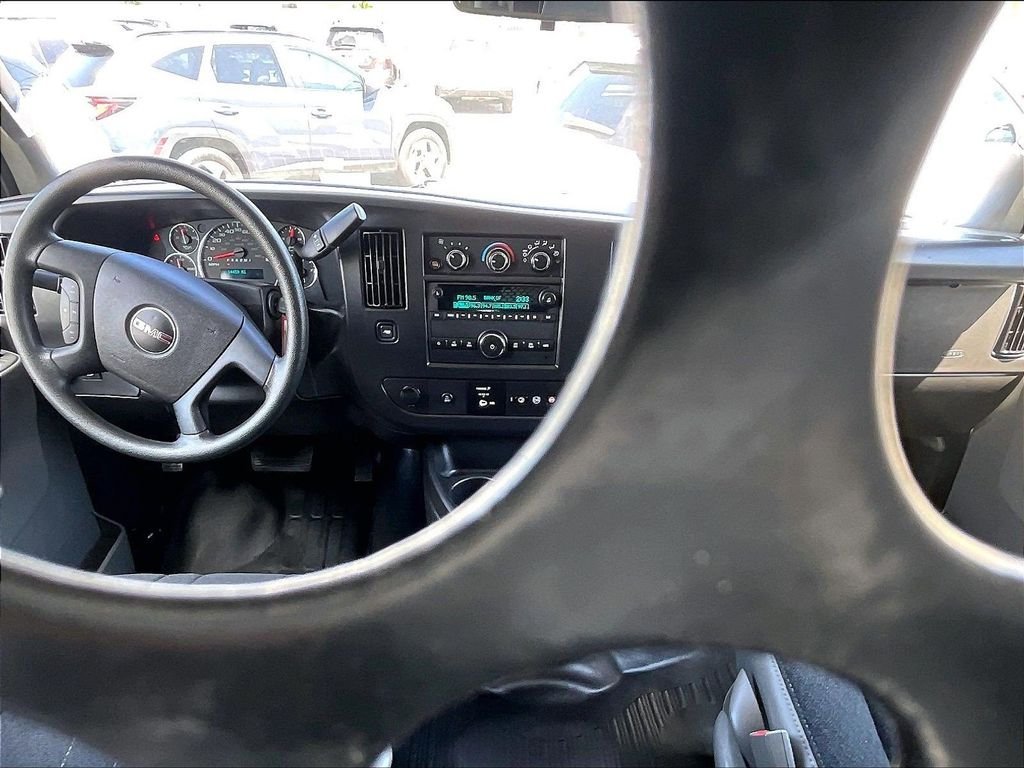 Used 2025 White GMC Work Van image 21