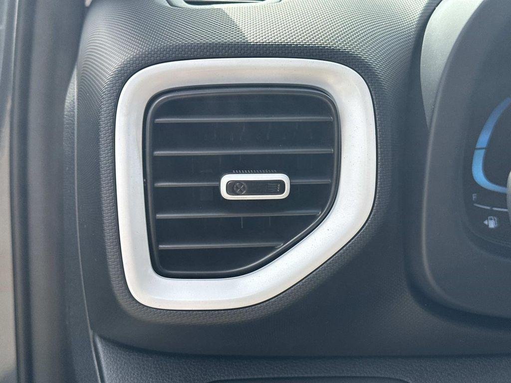 New 2026 Ecotronic Gray/Black Roof Hyundai SEL w/Two-Tone Roof image 30