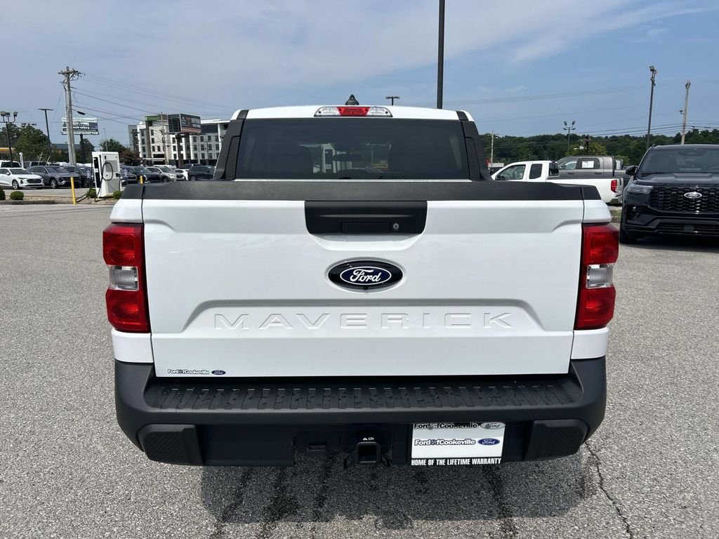 New 2026 Oxford White Ford XLT image 5