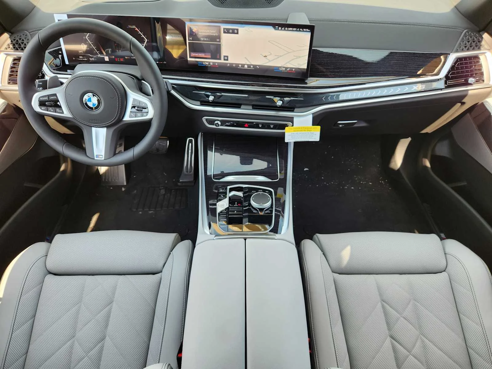 New 2026 Carbon Black Metallic BMW xDrive40i image 6