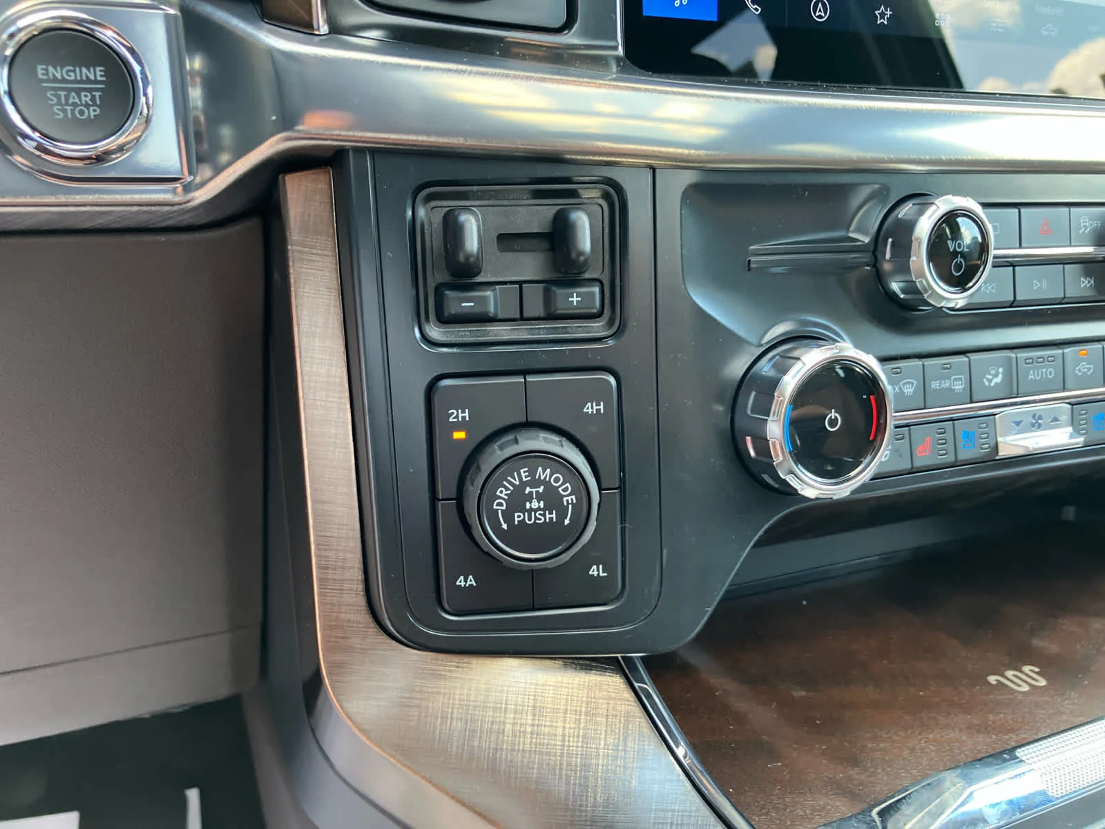 New 2026 Ruby Red Metallic Tinted Clearcoat Ford King Ranch® image 17
