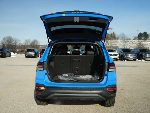 New 2026 Cornflower Blue W/Deep Black Roof Volkswagen 1.5T SE Black image 7