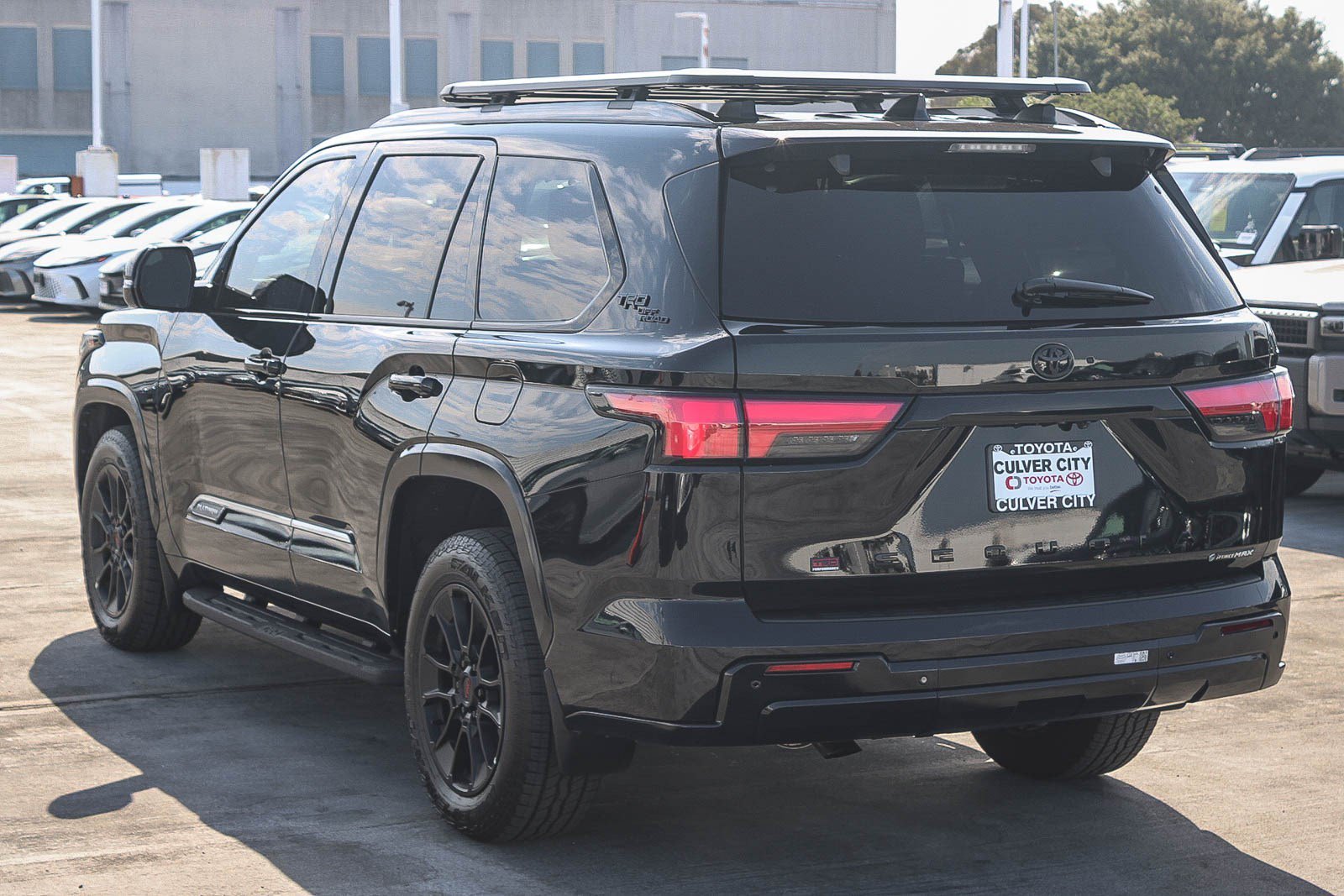 2026 Toyota Sequoia Platinum - Photo 6