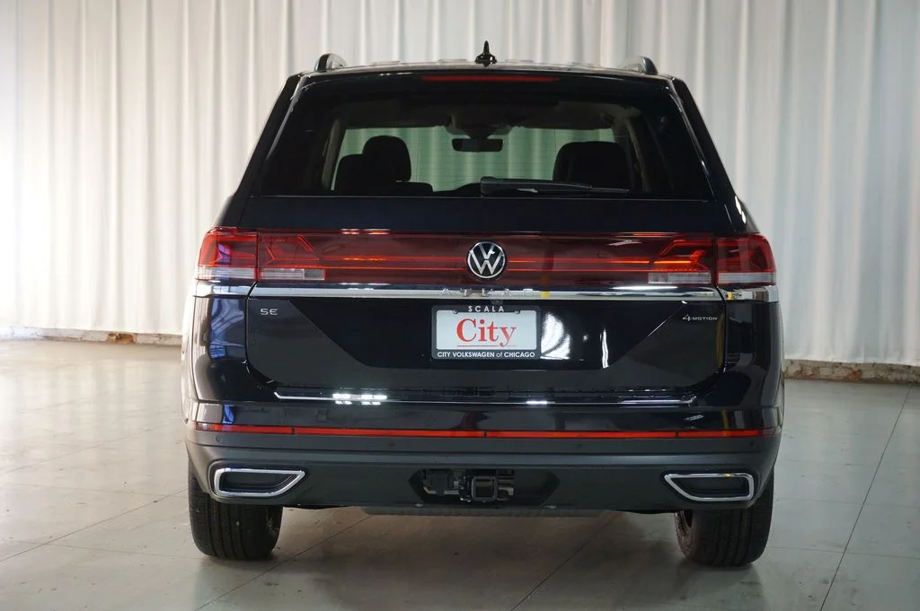 New 2026 Black Volkswagen 2.0T SE w/Technology image 6