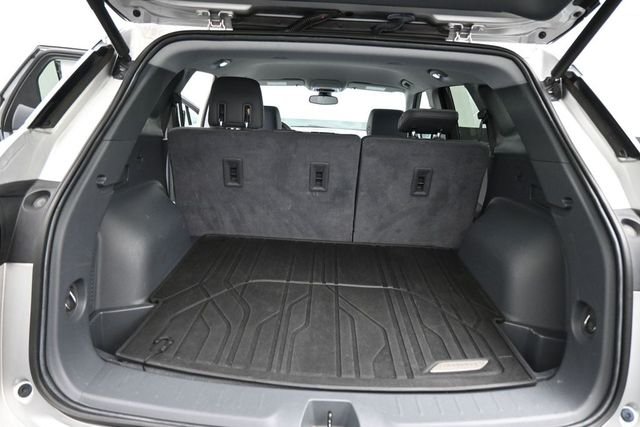 Used 2021 Silver Chevrolet LT image 26