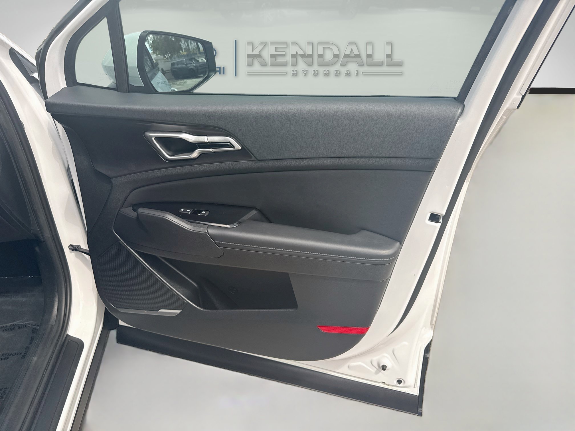 Used 2024 Glacial White Pearl Kia EX image 30