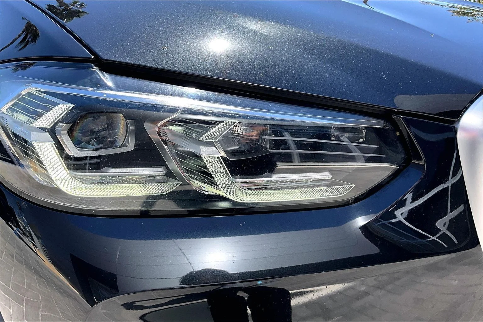Used 2022 Black BMW sDrive30i image 28