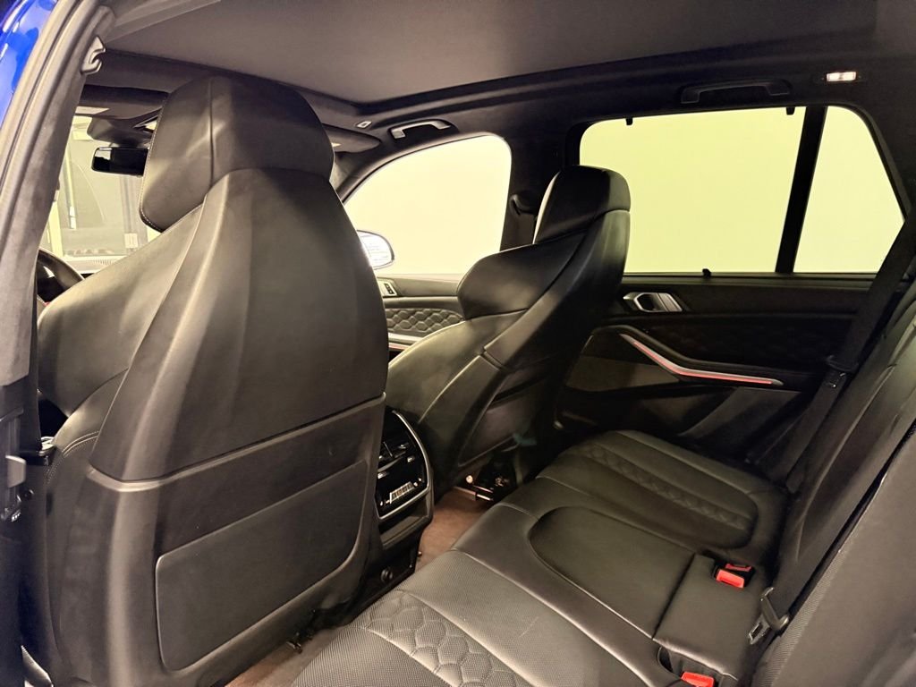 Used 2021 Blue BMW  image 21