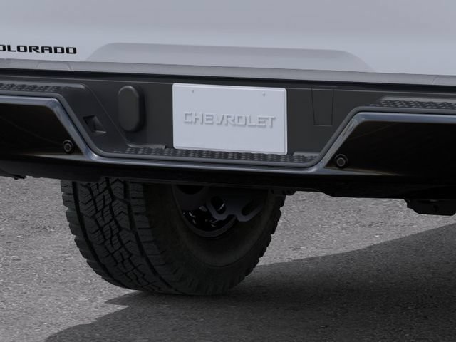New 2026 Summit White Chevrolet WT image 14