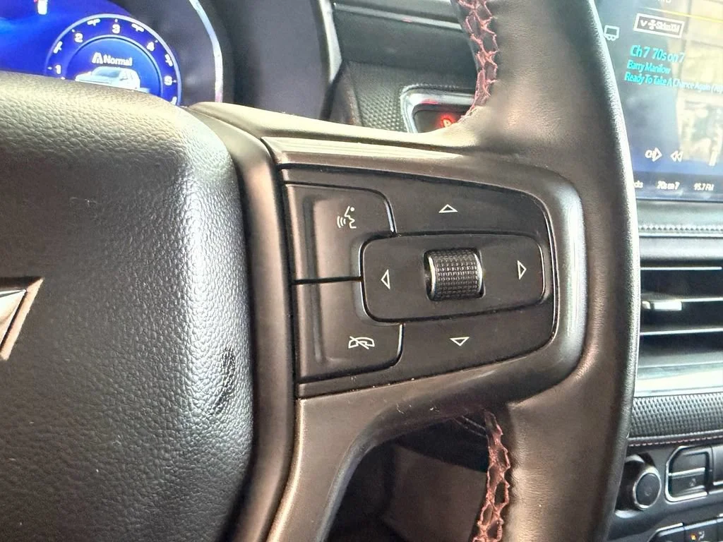 Used 2023 SUMMIT WHITE Chevrolet RST image 25