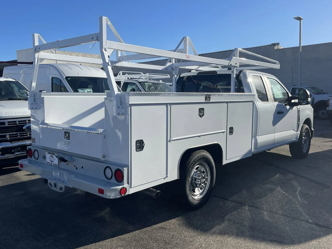 New 2026 Oxford White Ford XL image 6