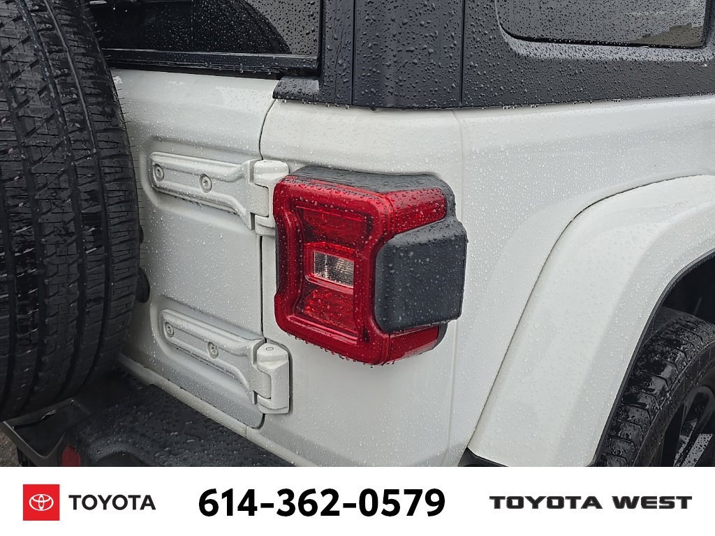 Used 2023 White Jeep Sahara 4xe image 9