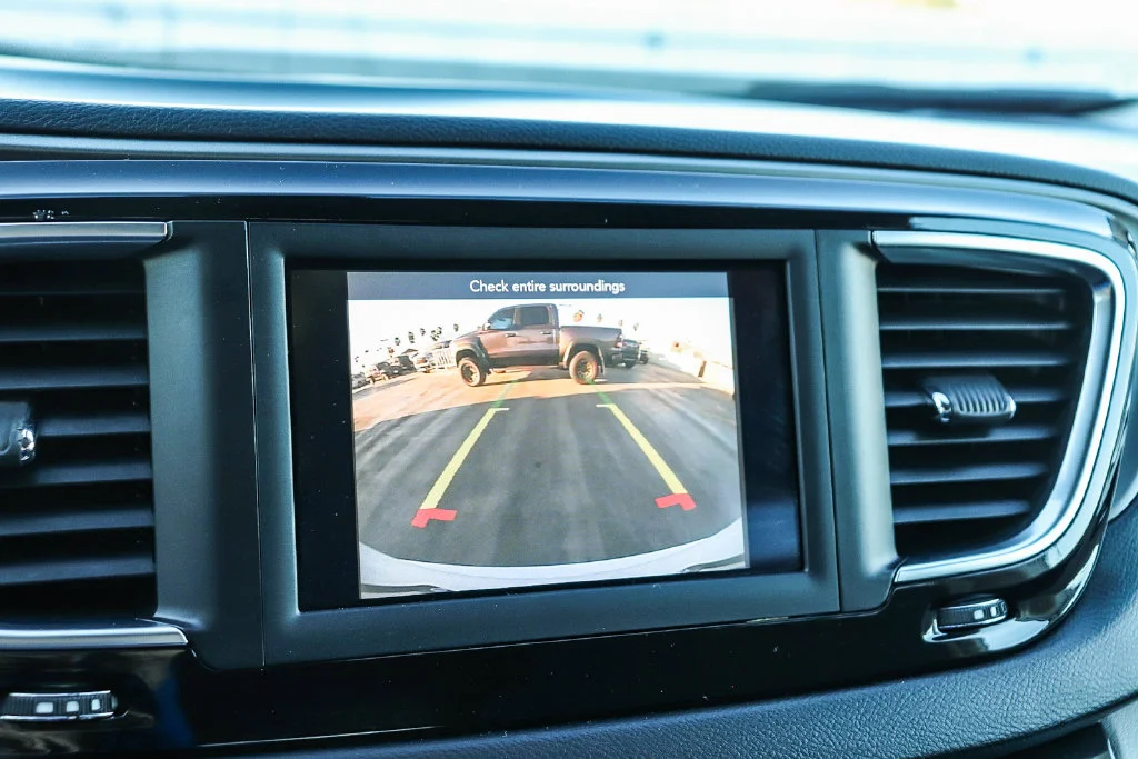 Used 2020 White Chrysler Touring image 26