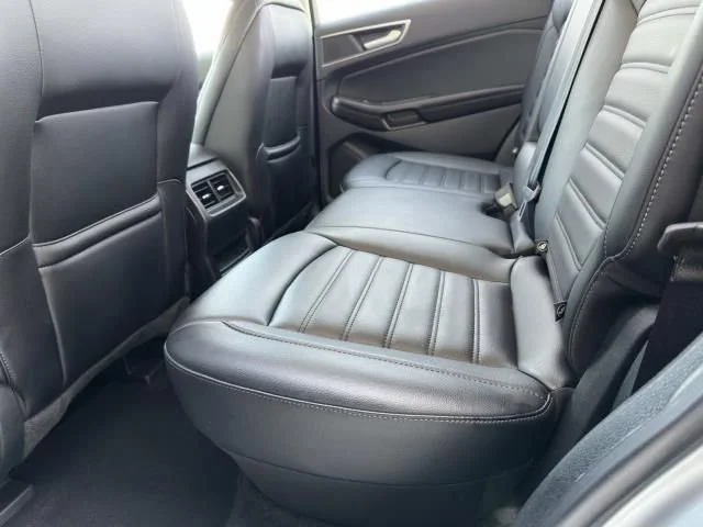 Used 2022 Silver Ford SEL image 46