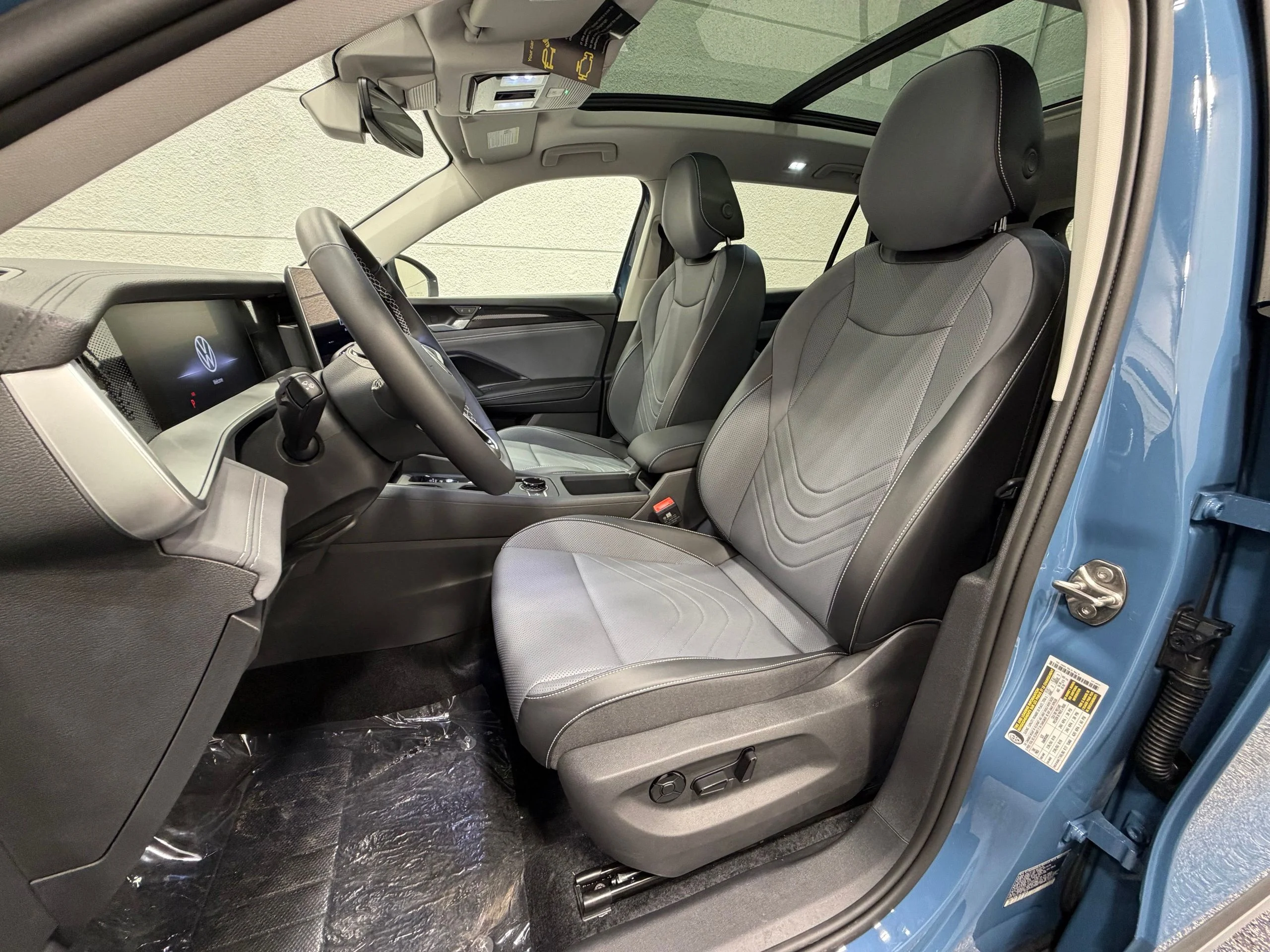 New 2026 Blue Volkswagen SE image 21