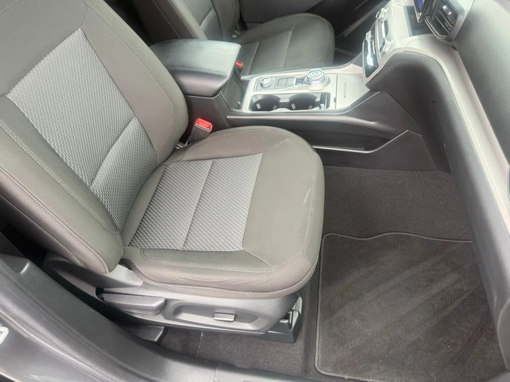 Certified Used 2024 Gray Metallic Ford XLT image 61