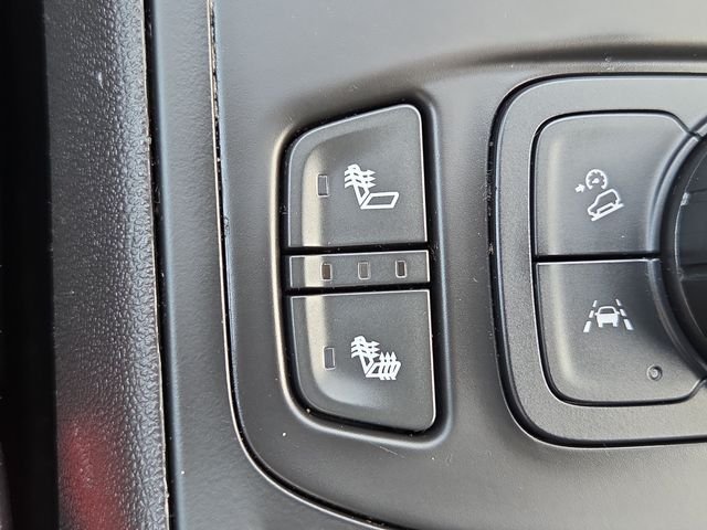 Used 2024 Summit White GMC SLT image 13