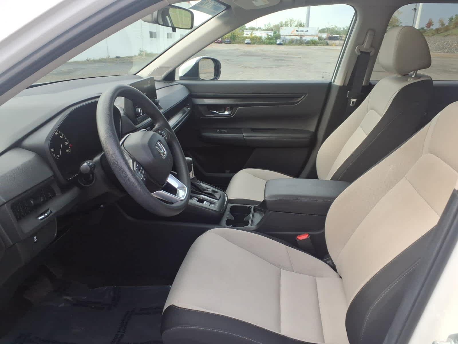 2025 Honda CR-V EX - Photo 18