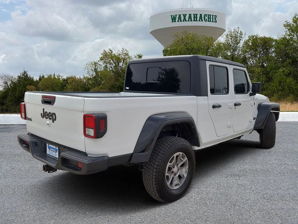Used 2024 White Jeep Sport S image 5