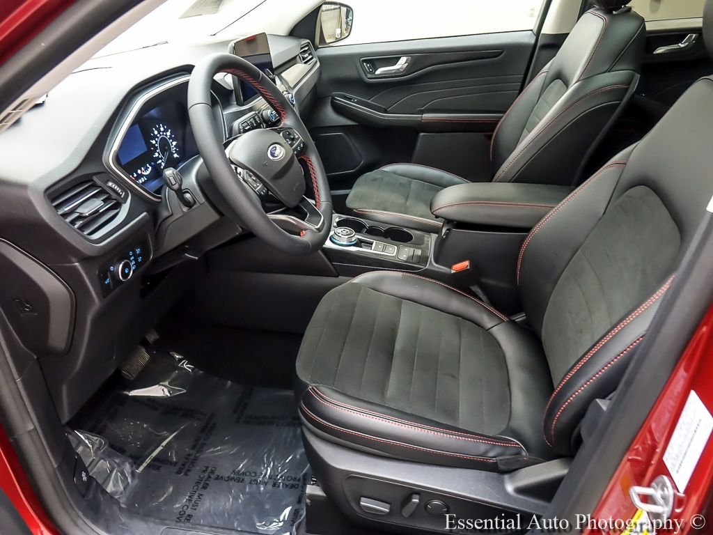 Certified Used 2022 Red Metallic Ford SEL image 10
