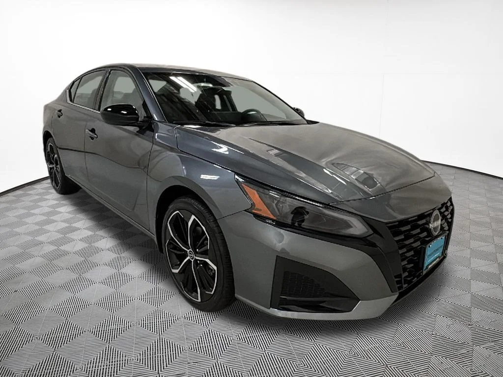 New 2026 Gray Nissan 2.5 SR image 4