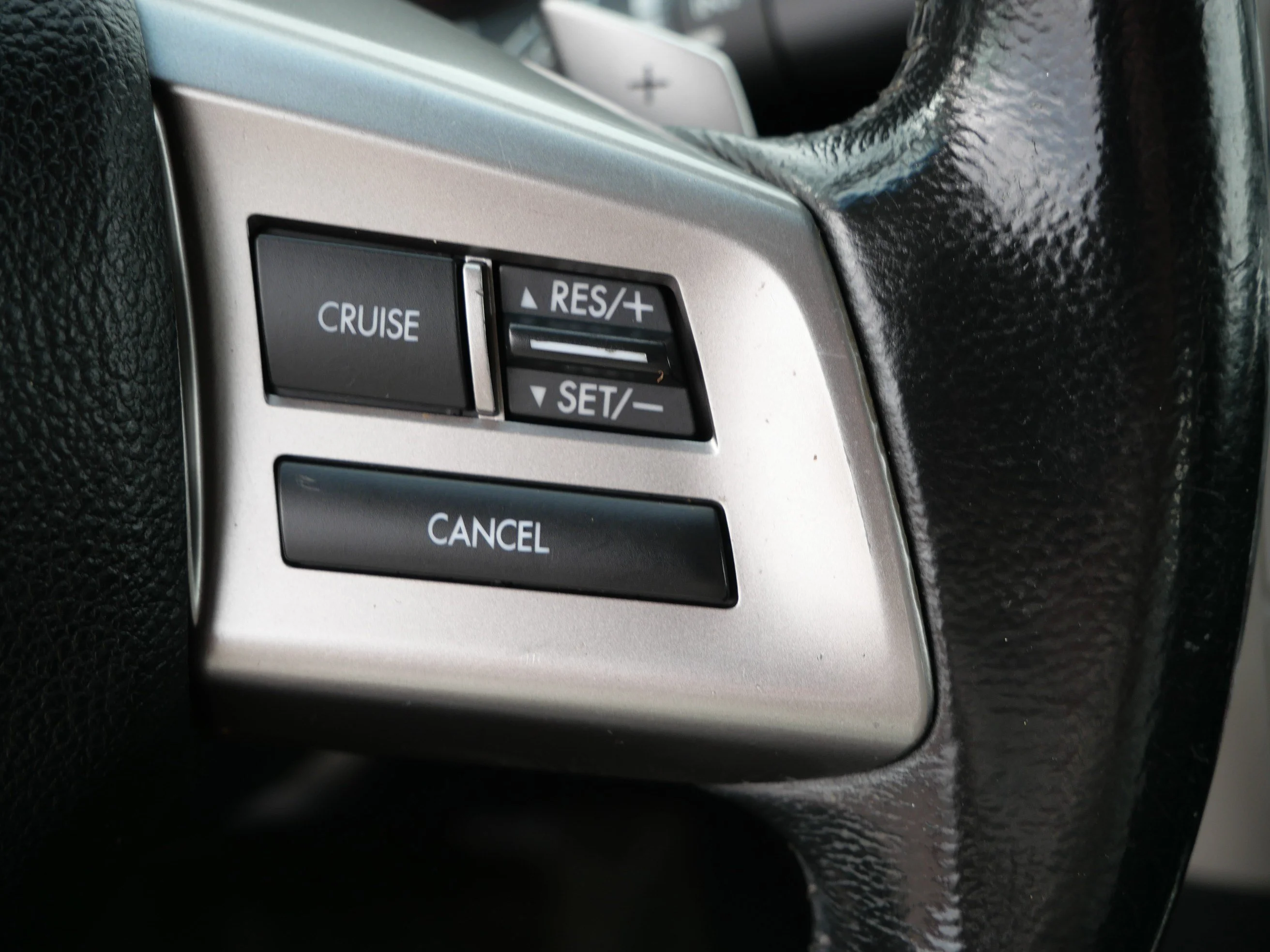 Used 2012 Ice Silver Metallic Subaru 2.5i Premium image 29