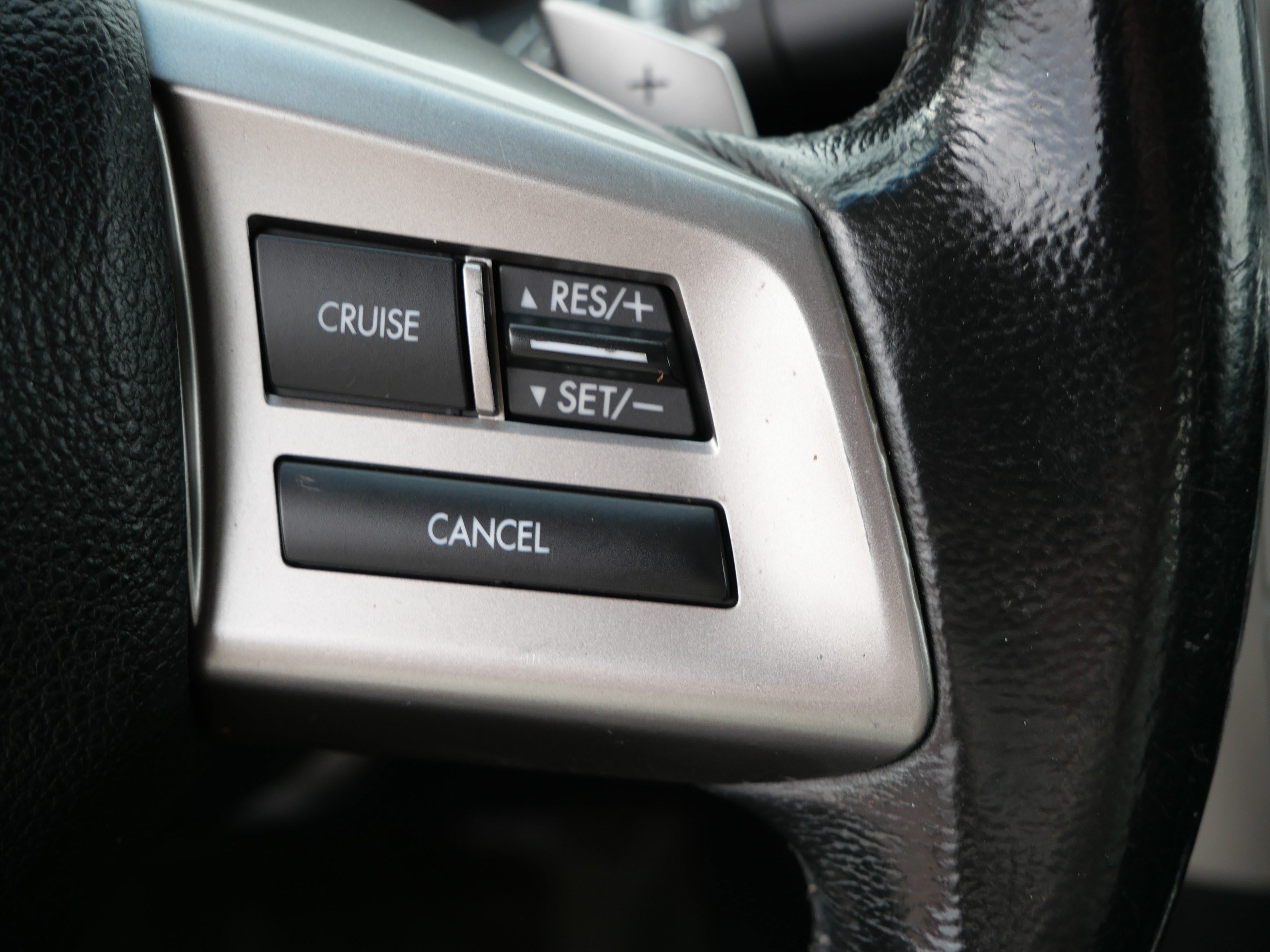 Used 2012 Ice Silver Metallic Subaru 2.5i Premium image 29