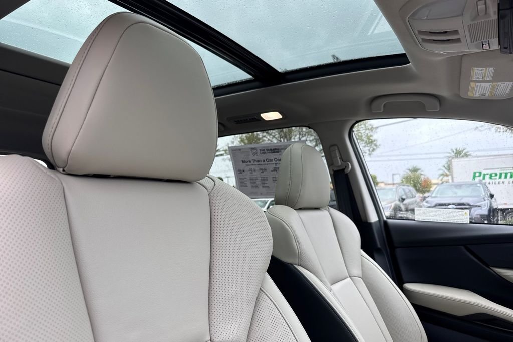 New 2026 CRYSTAL WHITE PEARL Subaru Limited 7-Passenger image 22